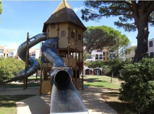 Appartement Tout Confort A Cap Coudalere Avec Vue Magnifique Sur Le Canigou Au Bord Du Lac - Check In Automatise - Parking Gratuit - Aire De Jeux D'Enfants - Ле-Баркарес Екстер'єр фото